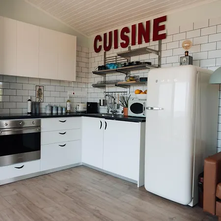 Zima Edge بيت للعطل Parekklisia